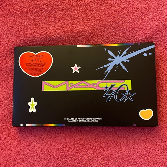 M•A•C 🌈40 SHADES OF PRIDE EYE SHADOW VAULT /SOLD OUT! - Picture 14 of 15